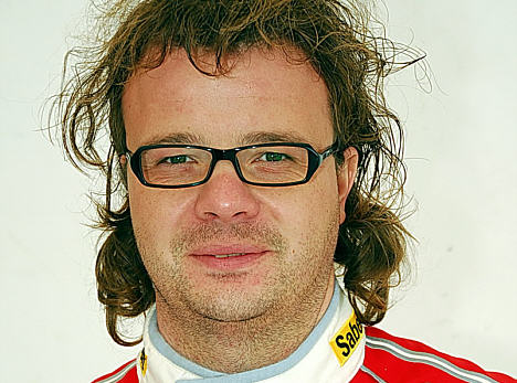 Efter en ikke helt tilfredsstillende sæson for tyske Engstler Motorsport er Kristian Poulsen tilbage i en af sine egne BMW-racerbiler på Monza.